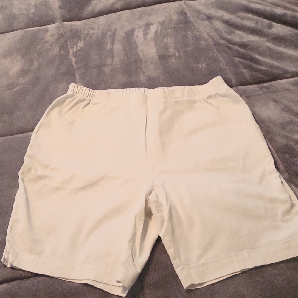 White Shorts 97% cotton 3% spandex Plus Size